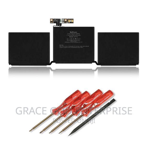Apple Macbook Pro 13" 2016/2017 (A1708) Battery - A1713 · Photo 1