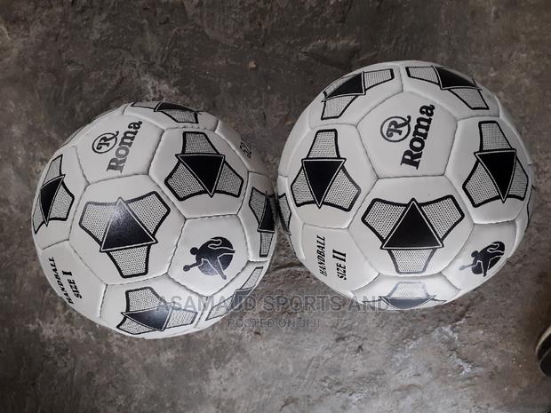 Original Handball At Cool Price · Photo 1