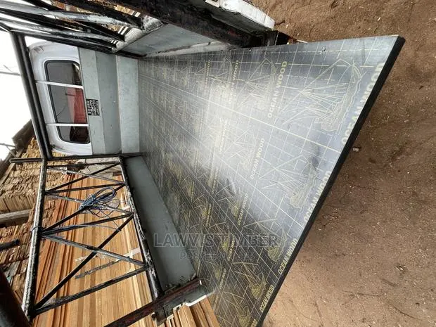 Marine Plywood/ Decking Plywood / Flow / Formwork · Photo 1