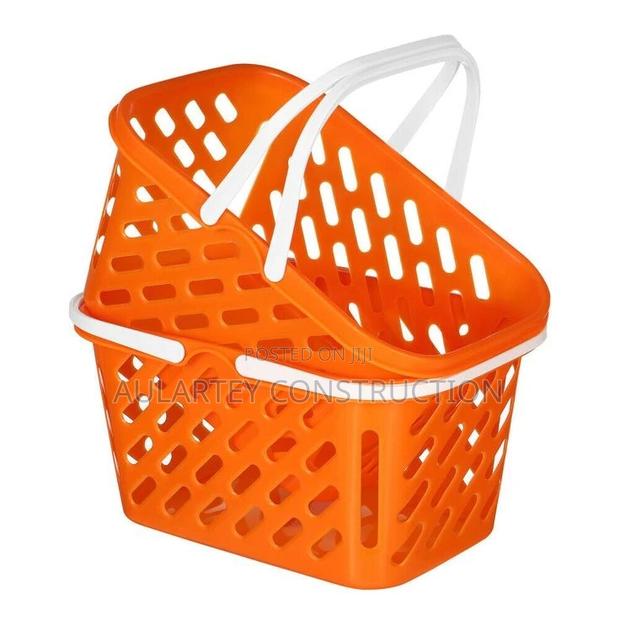 Supermarket Shopping Baskets · Photo 2