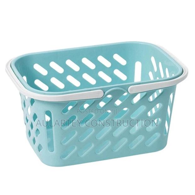 Supermarket Shopping Baskets · Photo 3