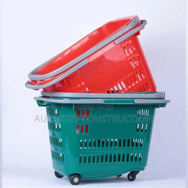 Supermarket Shopping Baskets · Photo 4