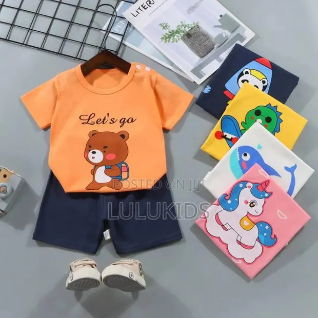 Unisex Clothes Set · Photo 1