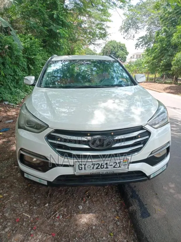 Hyundai Santa Fe Sport 2.0T 2013 White · Photo 1