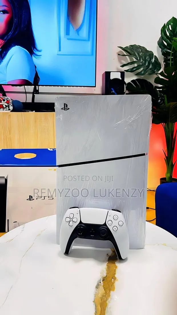 PS5 Slim Digital · Photo 1