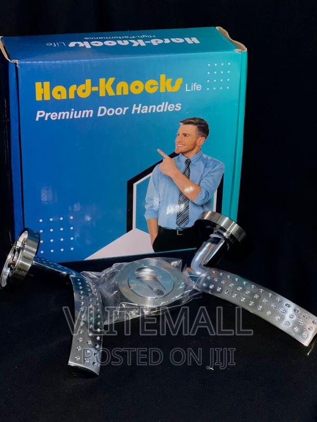Hard-Knocks Premium Door Handle · Photo 2