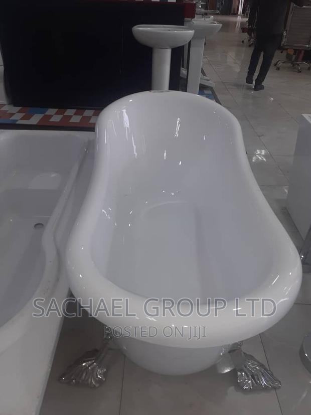 Bathtub Jacuzzi · Photo 2