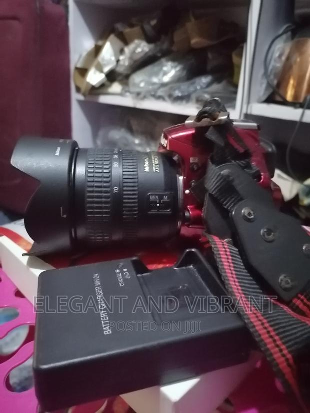 Nikon D3200 in Purple Colour Abroad Use Condition · Photo 7