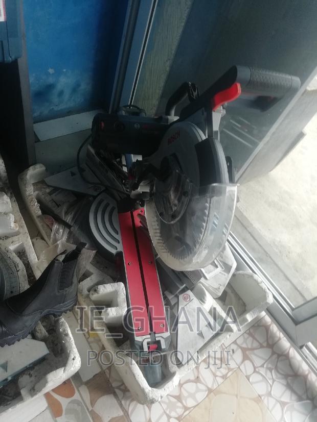 GCM 12 SDE Bosch Professional Mitre Saw · Photo 1