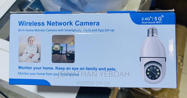 CCTV Wifi Bulb Camera · Photo 1