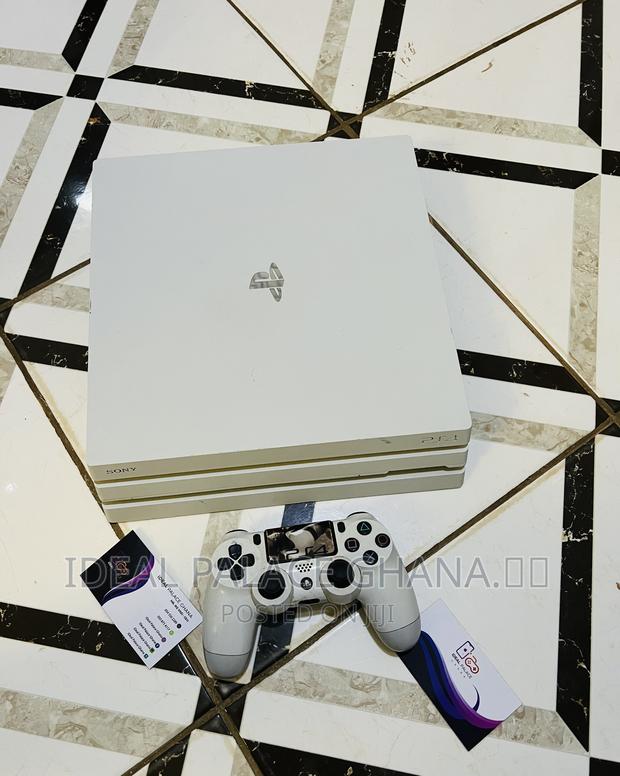 Limited White 10 Games With Box · Photo 3