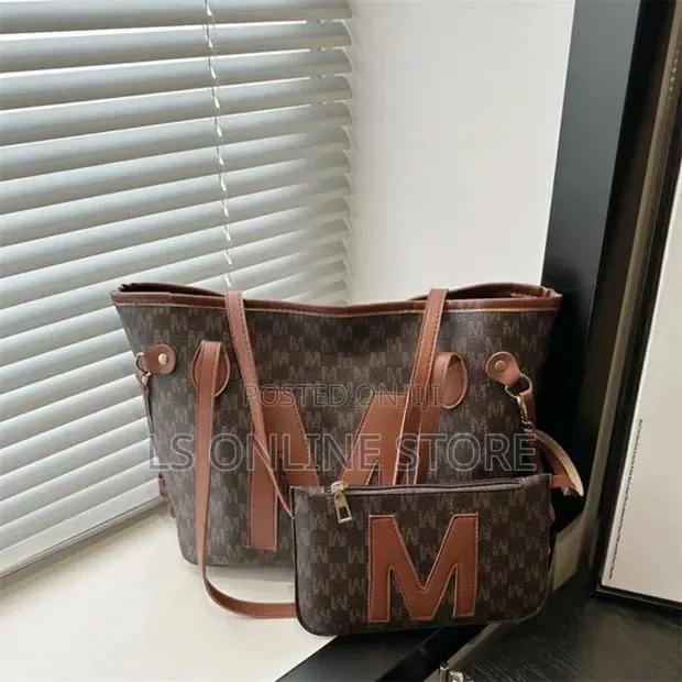Tote Bag With Purse · Photo 1