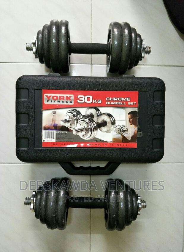 Chrome 30kg Adjustable Dumbbells · Photo 1