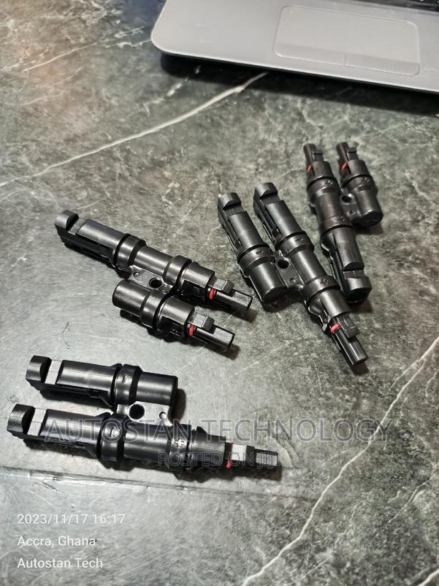 Mc4 Connectors 2in1 Pv Connection · Photo 1