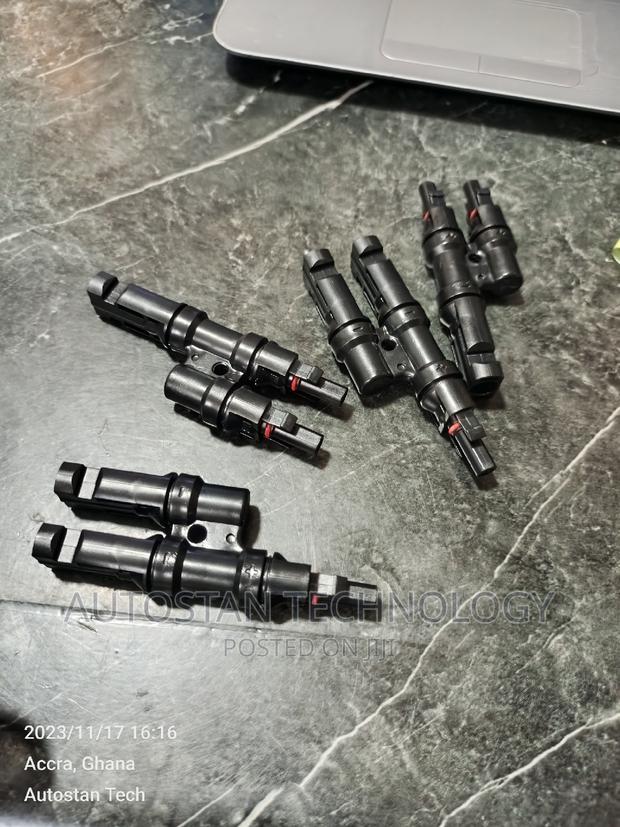 Mc4 Connectors 2in1 Pv Connection · Photo 2