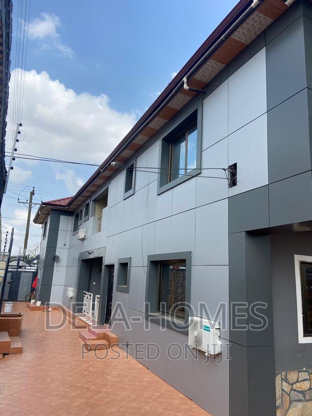 Three Bedroom Apartment for Rent at Ashaley Botwe. · Photo 2