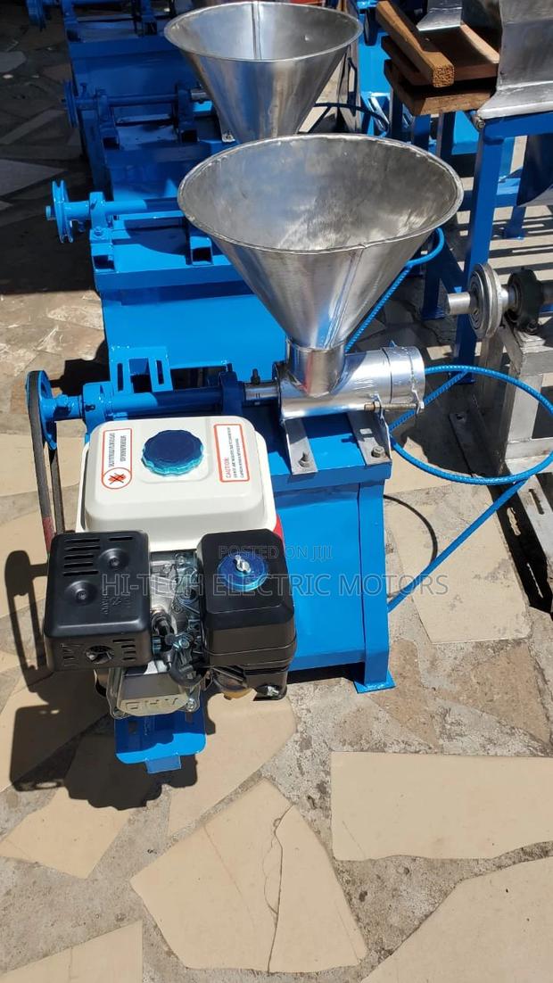 Commercial Fufu Pounding Machine · Photo 3