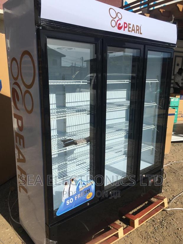 Adjustable Shelf Pearl Display Fridge PVC-150 ,950 L 3door · Photo 1