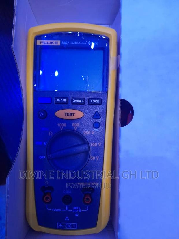 Fluke 1507 Insulation Tester · Photo 1