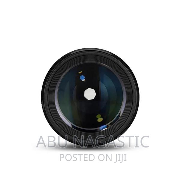 Canon Ef 85mm F/1.8mm Usm Lens · Photo 4