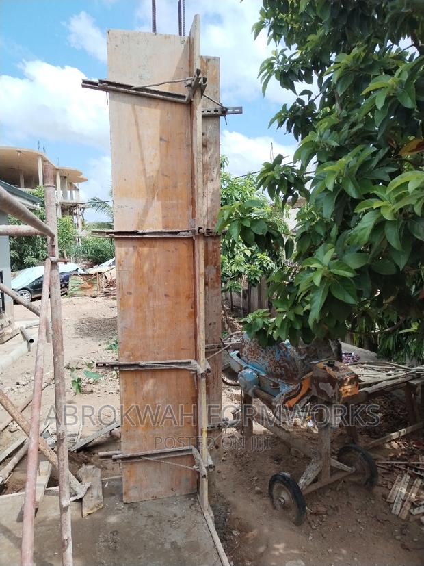 Decking/Slabs/Formwork/Scaffolds · Photo 2