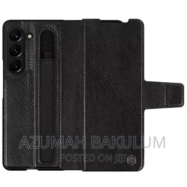 Samsung Galaxy Z Fold 5 Nillkin Aoge Leather Flip Case · Photo 2