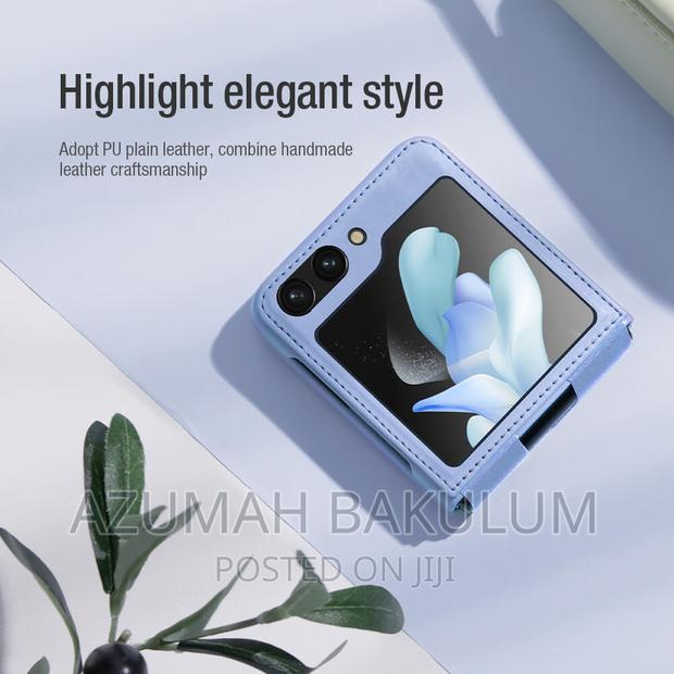 Samsung Galaxy Z Flip 5 Nillkin Qin Vegan Leather Case · Photo 4