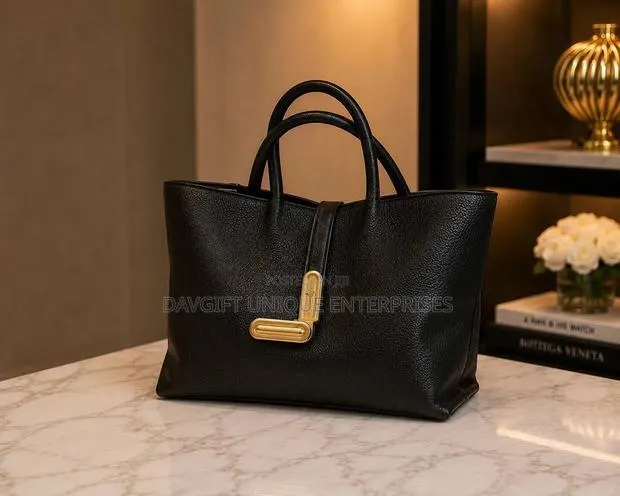 Big Size Ladies Hand Bags Traveling · Photo 1