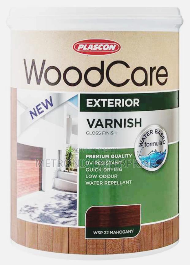 Plascon Woodcare Water-based Exterior Varnish · Photo 1