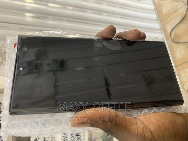 Samsung S22 Ultra Screen Replacement · Photo 2