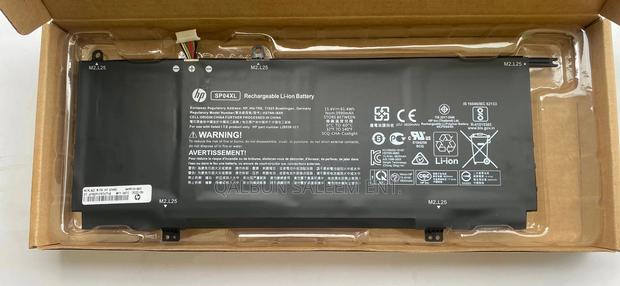 HP SP04XL Laptop Battery for Spectre X360 13-Ap0000ur · Photo 1