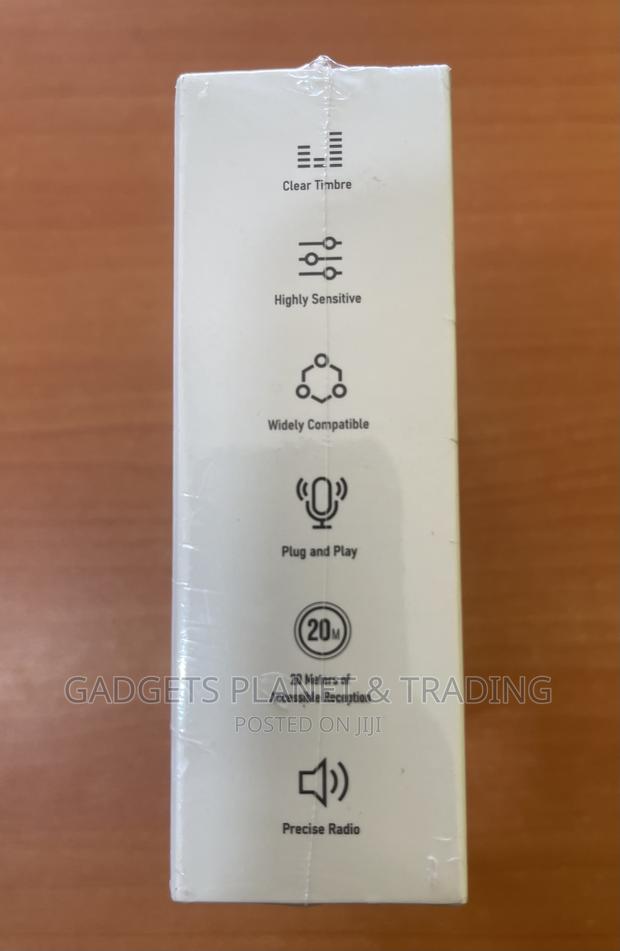 3 in 1 Wireless Lapel Lavalier Microphone · Photo 3