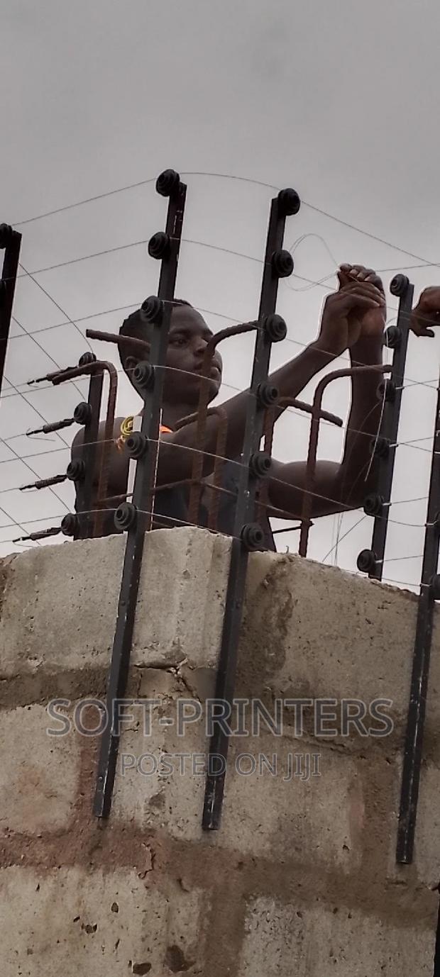 Electric Fence Wire Installation · Photo 4