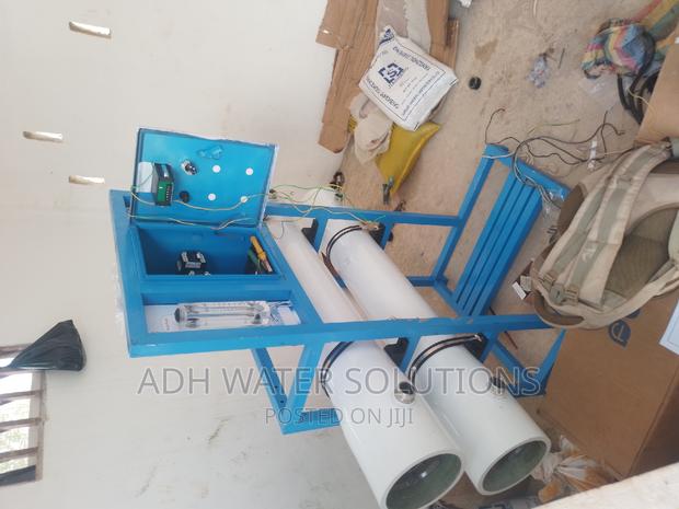 Reverse Osmosis/Water Treatment Machine · Photo 2