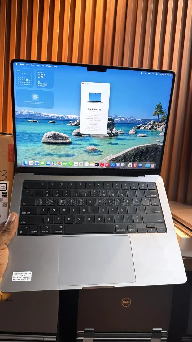 Laptop Apple MacBook Pro 2023 M3 8GB Apple M3 Pro SSD 512GB · Photo 1