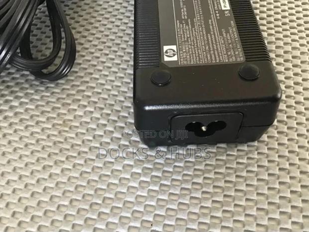 Genuine HP Laptop Charger - AC Adapter (135watts) · Photo 3