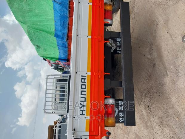 Hyundai 5TON · Photo 4