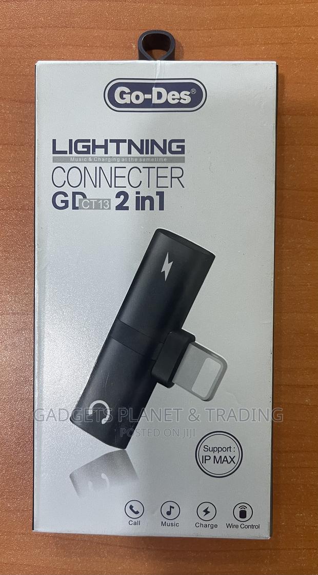 Go-Des Apple Lightning 2in1 Splitter Connector · Photo 1