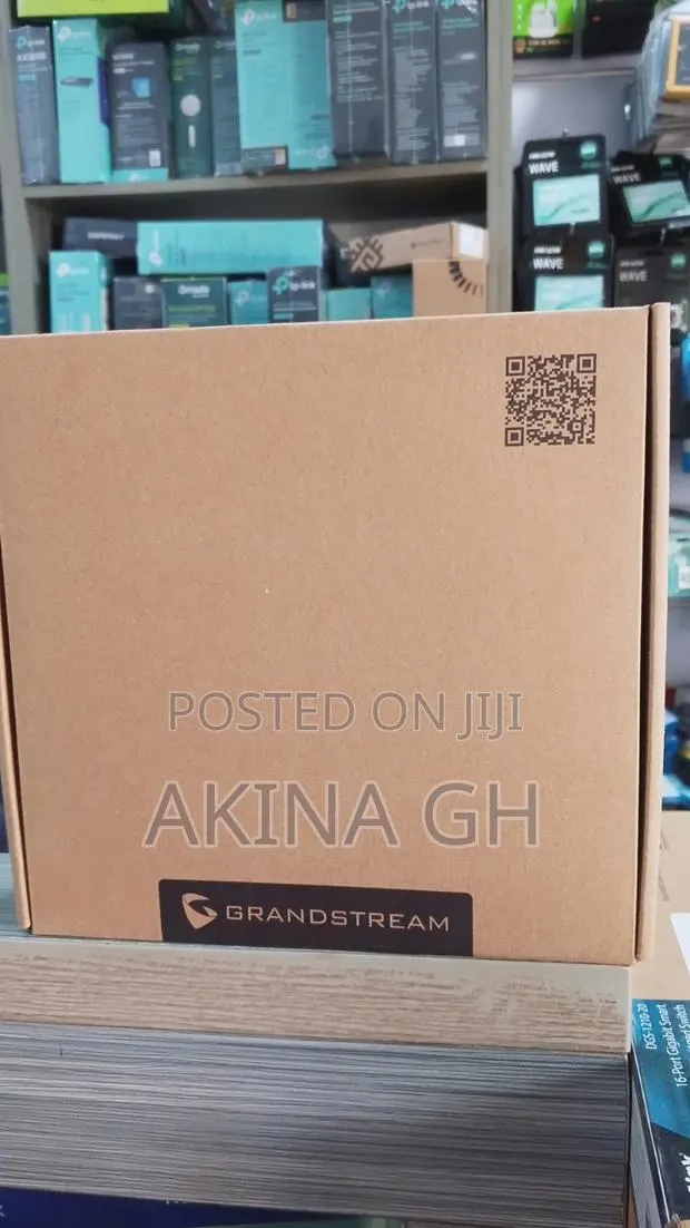 Grandstream 6 Port Gigabit VPN Router Multi-Wan/Gwn7002 · Photo 1