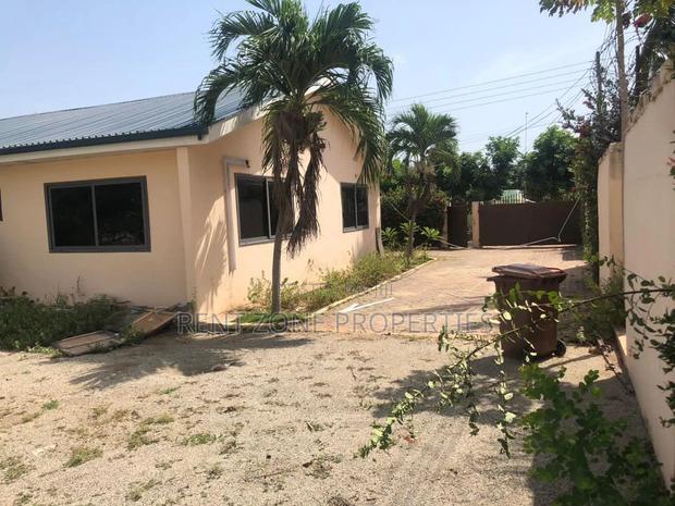 4bdrm Maisonette in Achimota for rent · Photo 6