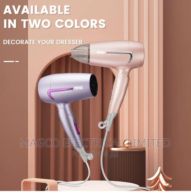 Foldable Hair Dryer · Photo 1