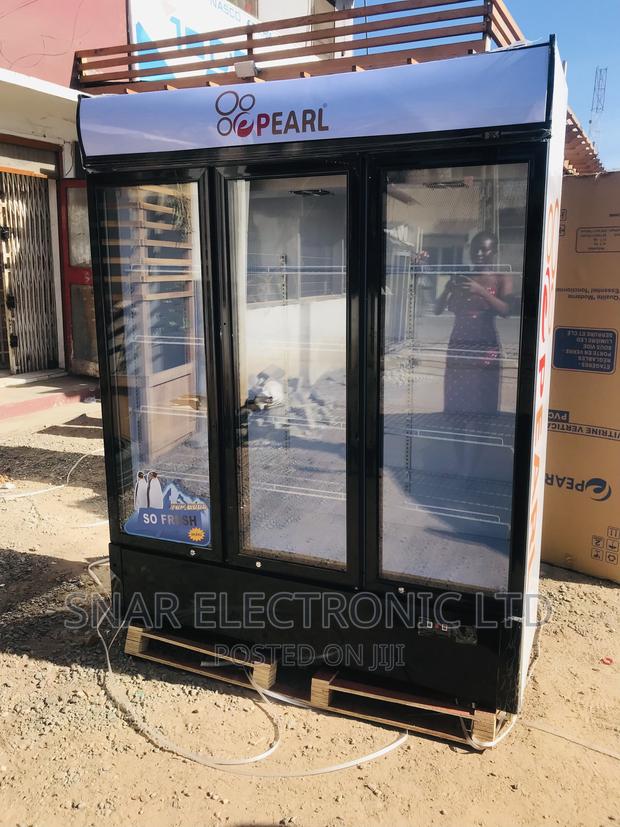 Quality Pearl 950 Liters 3 Doors Display Fridge · Photo 1