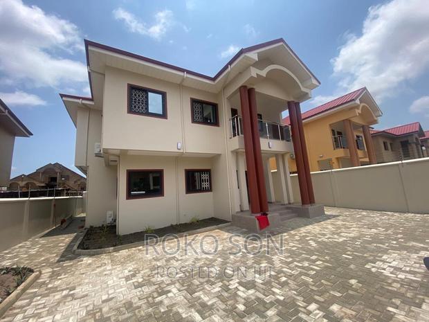 3bdrm Duplex in Dr Roko, East Legon for rent · Photo 2