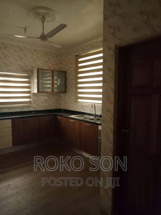 4bdrm Duplex in Dr Roko, West Legon for rent · Photo 2