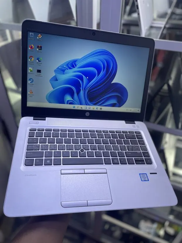 Laptop HP EliteBook 840 G3 8GB Intel Core i5 SSD 256GB · Photo 1