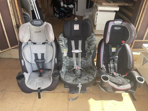 Baby Car Seat · Photo 1
