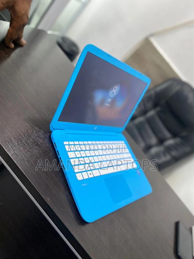 New Laptop HP Stream 14 4GB Intel Celeron SSHD+SSD 128GB · Photo 4