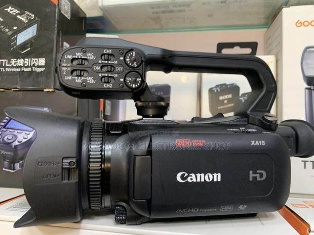 Uk Used Canon Xa15 1080p Full HD Video Camcorder · Photo 1