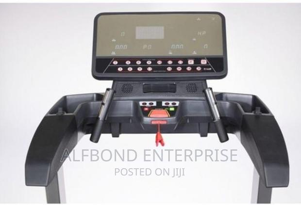 Gymost Commercial Treadmill · Photo 2