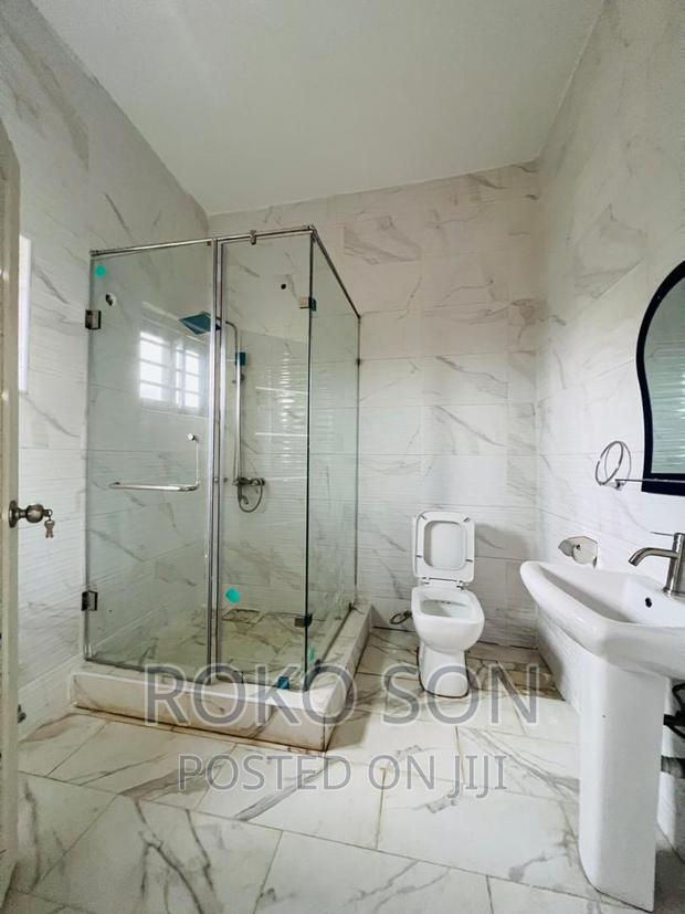 4bdrm Duplex in Dr Roko, East Legon for sale · Photo 4